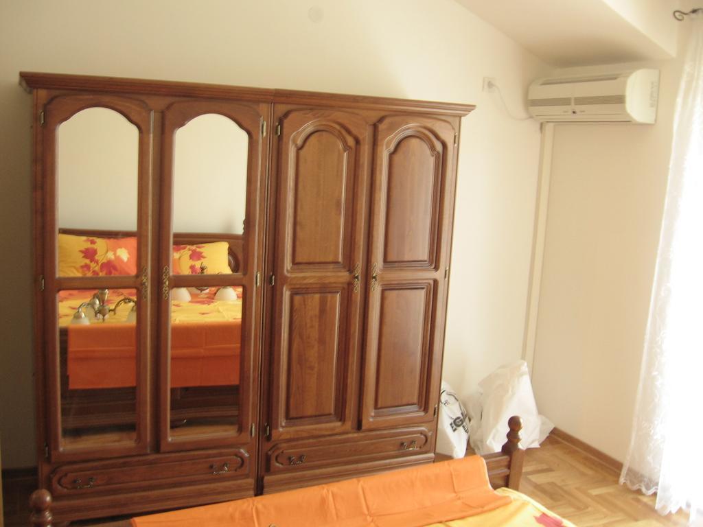 Apartment Brace Grakalica 20B ヘルツェグ・ノヴィ エクステリア 写真