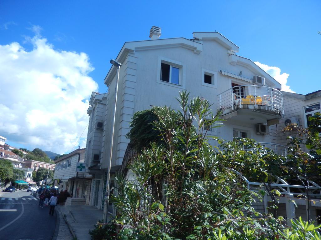 Apartment Brace Grakalica 20B ヘルツェグ・ノヴィ エクステリア 写真